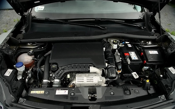 Peugeot 2008 cena 84900 przebieg: 63000, rok produkcji 2022 z Pelplin małe 781